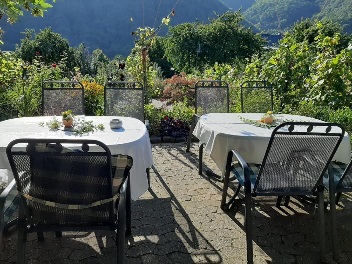 Weingut Erich Serwazi เมเซอนิค ภายนอก รูปภาพ