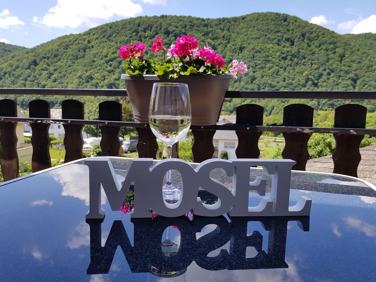 Weingut Erich Serwazi เมเซอนิค ภายนอก รูปภาพ
