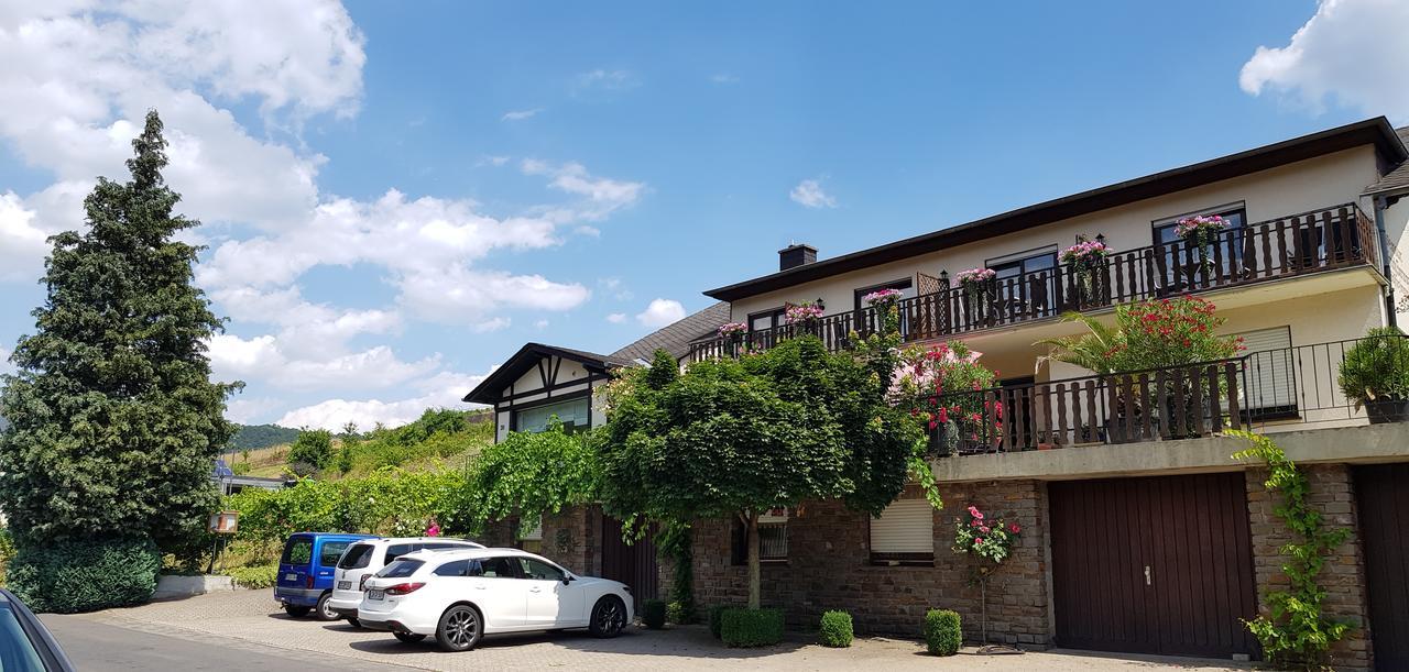 Weingut Erich Serwazi เมเซอนิค ภายนอก รูปภาพ
